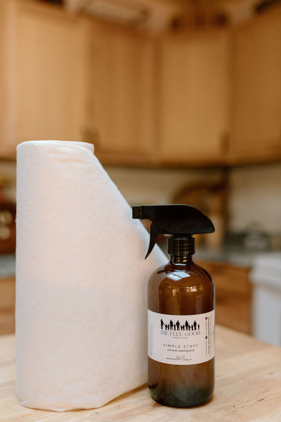 simple stuff non-toxic home cleaning spray